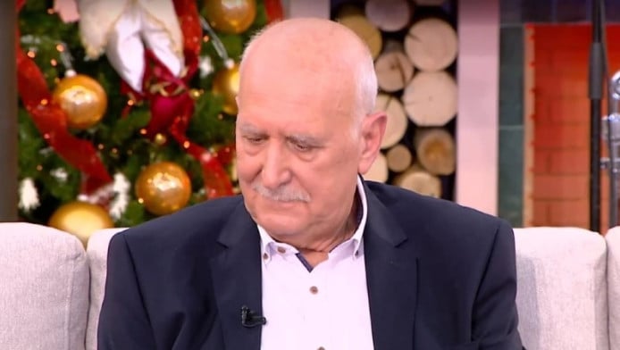 Βούρκωσε ο Γιώργος Παπαδάκης: "Είχε τη συμπεριφορά παιδιού 6-7 ετών" - Η σπαρακτική εξομολόγηση για την αδερφή του με σύνδρομο Down