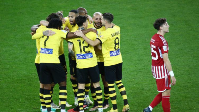 ΑΕΚτζήδικο άρθρο Τσακίρη για τη νίκη στο Φάληρο: "Ήταν διπλό που στέλνει στον ψυχίατρο!"