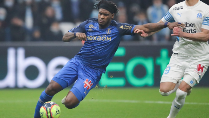 "Έπαιξε" για ΠΑΟ, τον... στέλνουν Ολυμπιακό - Σενάριο για στόπερ των 5 εκατομμυρίων στο λιμάνι!