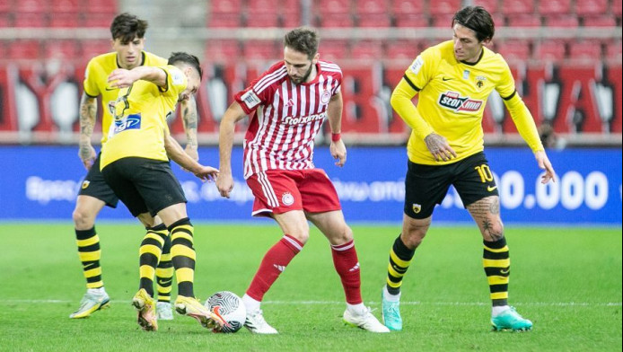 Οι μεταγραφές της ΑΕΚ, το ντέρμπι με τον Παναθηναϊκό και ο… κατήφορος