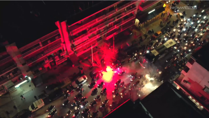 Τρομερές εικόνες στους δρόμους της Θεσσαλονίκης πριν το ΠΑΟΚ-Παναθηναϊκός - Δείτε ΒΙΝΤΕΟ από drone