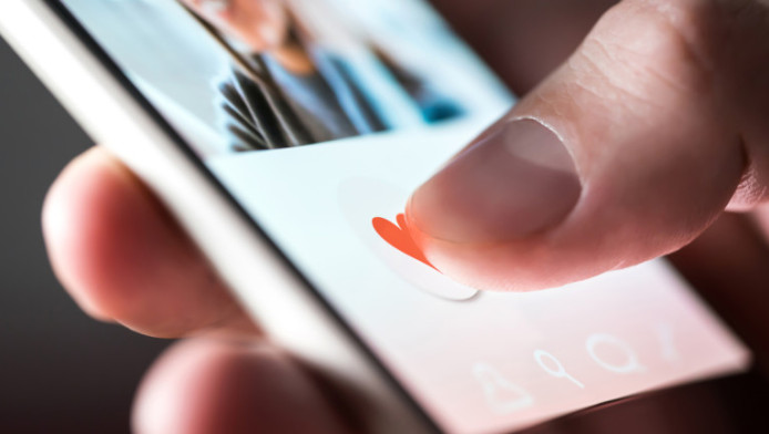 Online dating – Αυξημένοι οι κίνδυνοι παρακολούθησης από τη χρήση εφαρμογών