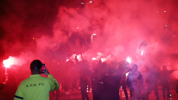 Πανικός για τον Δικέφαλο στη Λάρνακα! Έκαναν τη νύχτα μέρα οι Κύπριοι για την ΑΕΚ (ΒΙΝΤΕΟ)