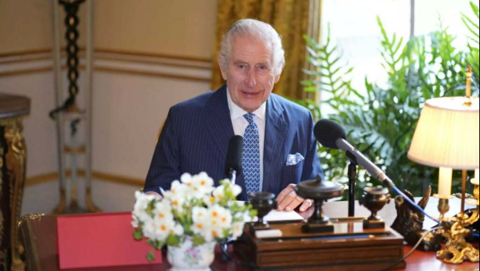 Σοκ!«Ο βασιλιάς Κάρολος έχει καρκίνο στο πάγκρεας και μόλις δύο χρόνια ζωής» υποστηρίζει δημοσίευμα