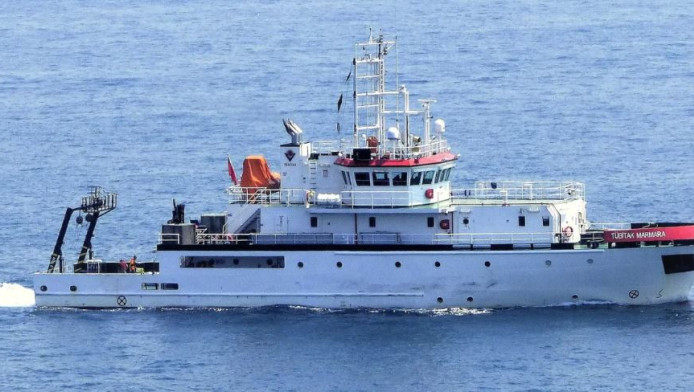 Η Τουρκία έβγαλε ερευνητικό σκάφος κοντά στα Ίμια