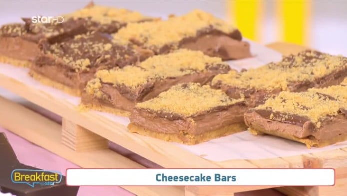 Πανεύκολα και πεντανόστιμα cheesecake bars