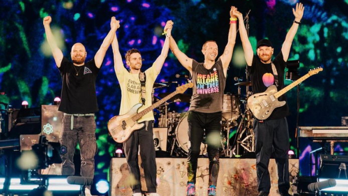 Οσμή "σκανδάλου": Αντιληφθήκατε τι έκαναν οι Coldplay στο ΟΑΚΑ