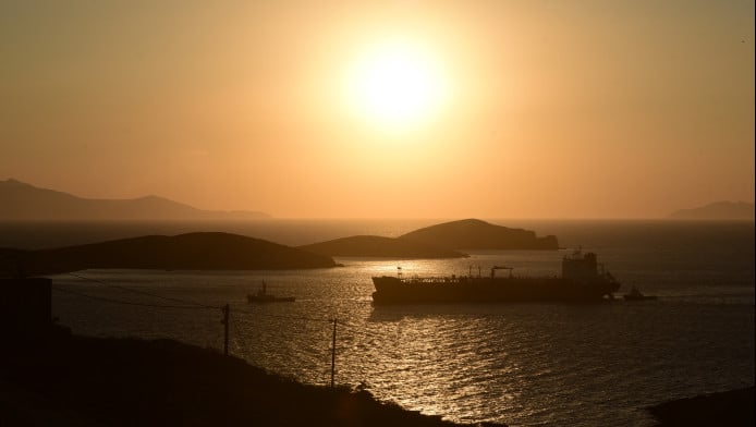 Στο νησί που βουλιάζει από κόσμο και τον Σεπτέμβρη, όσοι πάνε τώρα...