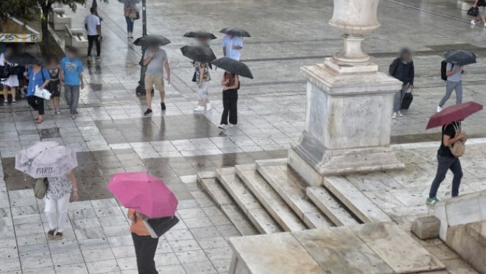 "Σκάει" αιφνίδιο ψυχρό μέτωπο! Χάρτες με τις περιοχές που θα χτυπήσει (Vid)