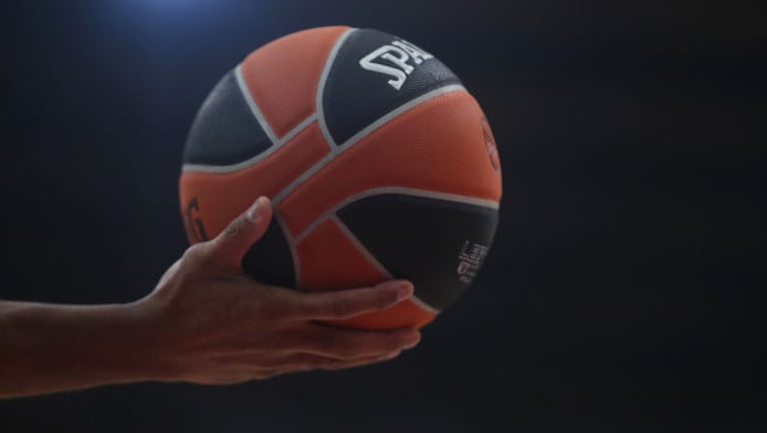 Αποκαλύφθηκαν οι μισθοί των διαιτητών στην Euroleague