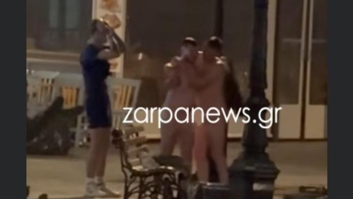 Σάλος στα Χανιά με Βρετανούς ναύτες που κυκλοφορούσαν εντελώς γυμνοί!