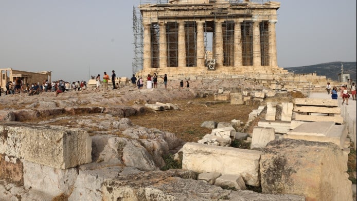 Ποιες είναι οι πλουσιότερες χώρες: Σε ποια θέση βρίσκεται η Ελλάδα;