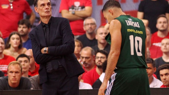 Σλούκας: "Ολυμπιακός και Μπαρτζώκας ξέρουν τί έγινε - Όσοι με έβριζαν..."