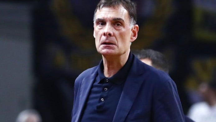"Δεν θα με σόκαρε η αποχώρηση Μπαρτζώκα από Ολυμπιακό εάν…" (ΒΙΝΤΕΟ)