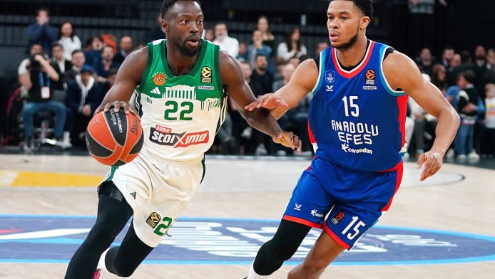 Πρόβλημα στην Εφές λίγες ώρες πριν το Game 4 με Παναθηναϊκό! (ΒΙΝΤΕΟ)