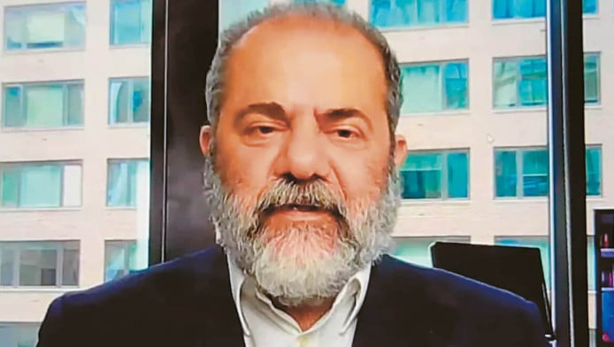 "Κεραμίδα" για Μιχάλη Ιγνατίου - Του ζητάει χρήματα η Αρχιεπισκοπή Αμερικής