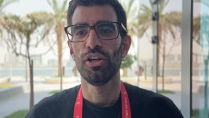 "47 βαθμοί Κελσίου στο Άμπου Ντάμπι - Μπαίνουν σε καφετέριες, mall"! (Vid)