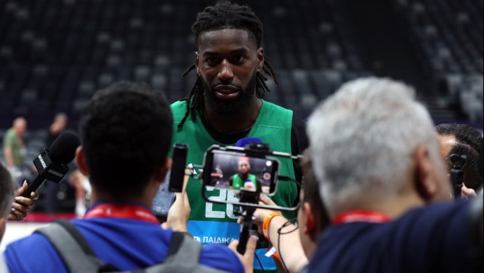 Euroleague για Λεσόρ: "Ο άνθρωπος που όλοι θέλουν να μιλήσουν" (ΦΩΤΟ)