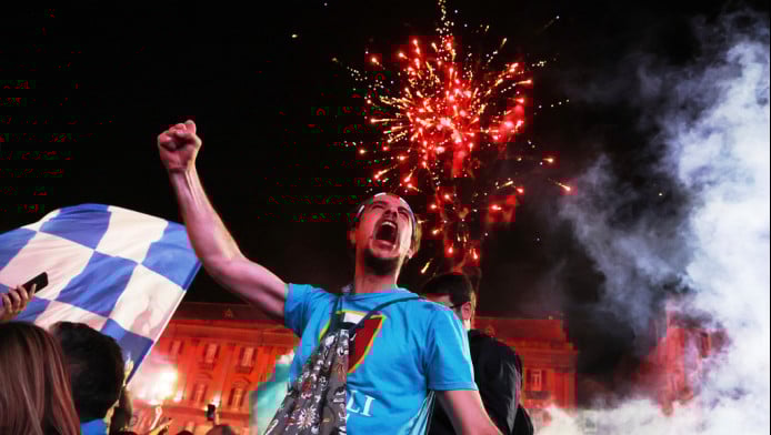Τρομερά πράγματα! Με φανέλα παλαίμαχου του ΠΑΟΚ στο πάρτι τίτλου της Νάπολι