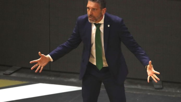 Αποθέωσε τον κόσμο της ΑΕΚ ο Ναβάρο! Το... τρικ της προετοιμασίας