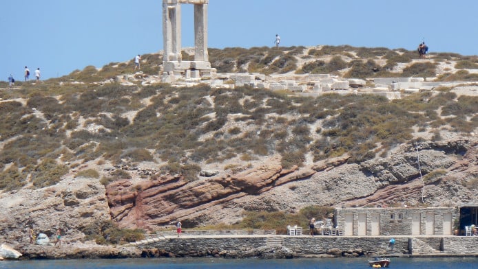Το αρχαιοελληνικό άγαλμα που παραμένει ξαπλωμένο για 15 αιώνες 