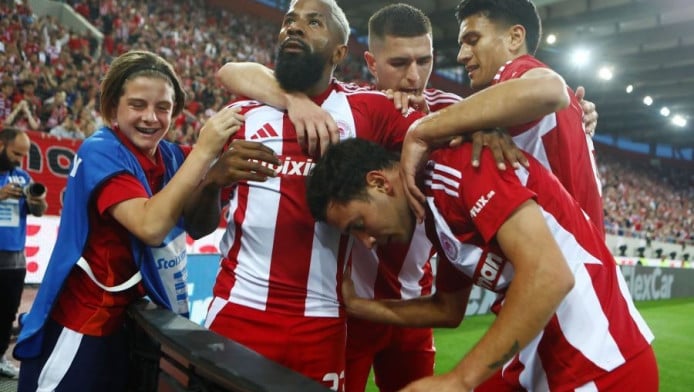 Το 48ο το πιο... γλυκό: Ο Ολυμπιακός έριξε 4άρα στον ΠΑΟΚ πριν τη φιέστα!  
