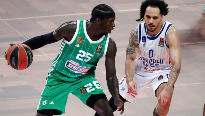 Φοβερή στιγμή με Ναν και Λάρκιν μετά το Game 5 (ΒΙΝΤΕΟ)