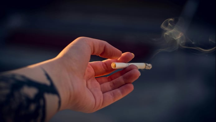 Ατελείωτη η λίστα με τις καταστροφικές συνέπειες του καπνίσματος