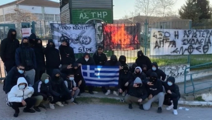 Φρίκη! "Φασίστες σε όλα τα σχολεία - Καλά έκαναν και τον έδειραν" (ΦΩΤΟ)