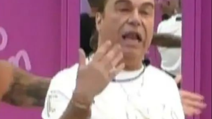Ο Τρύφωνας Σαμαράς μπήκε Big Brother και έφερε τα πάνω κάτω: "Σε θέλω..."