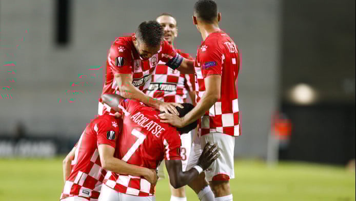 Χαμόγελα στη ΑΕΚ - Χωρίς βασικό η Χάποελ στη ρεβάνς