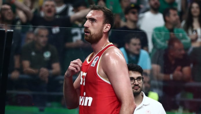 Ακούγονται πολλά: Τι ισχύει για Μιλουτίνοφ… 
