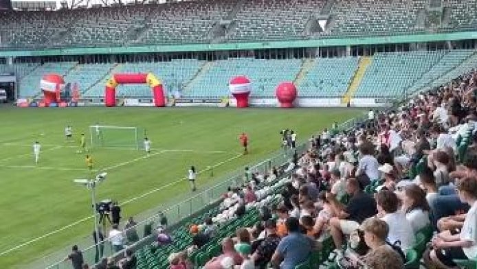Παγκόσμιο Κύπελλο για Παιδιά από ορφανοτροφεία στη Βαρσοβία (ΒΙΝΤΕΟ)