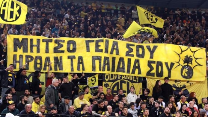 Κιτρινόμαυρες ιστορίες και καθολική αναγνώριση για τον Δημήτρη Χατζηχρήστο