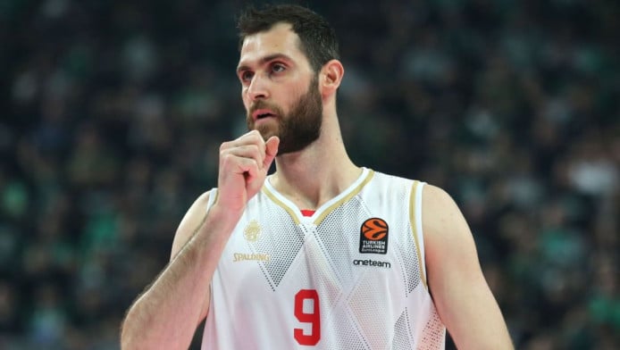 "Υπάρχει κινητικότητα για Παπαγιάννη" - Τι ισχύει για ΠΑΟ, Ολυμπιακό