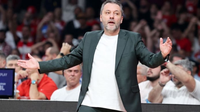 Σερέλης: "Έπαιξε ρόλο η διαιτησία, δεν μας άφησε να μπούμε στο ματς"