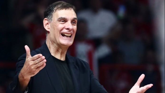 "Καρφιά" πρώην "ερυθρόλευκου" σε Μπαρτζώκα! - “Ομάδα ανέτοιμη στο F4” (Vid)