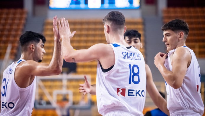 H Ελλάδα iσοπέδωσε τη Ρουμανία με +49 - Η αντίπαλος στους "16" (ΒΙΝΤΕΟ)