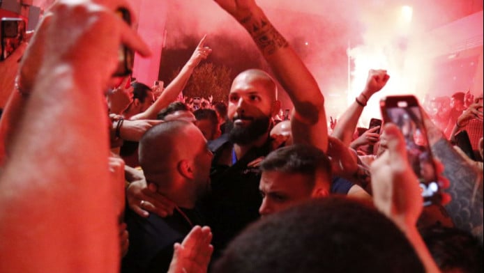 Τρελαμένος με τους οπαδούς Ολυμπιακού ο Φουρνιέ - Τους κάνει δώρο!