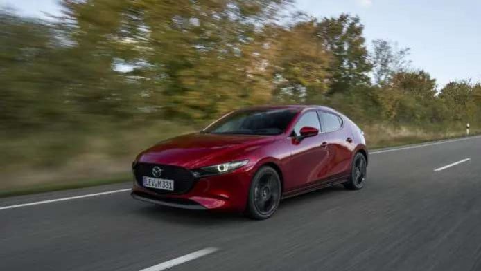 Το ανανεωμένο Mazda3 με προηγμένο κινητήρα