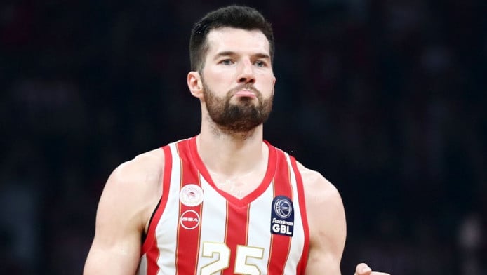 Αποκάλυψη! "Ο Πίτερς θέλει Ρεάλ, ο Ολυμπιακός περιμένει πρόταση"