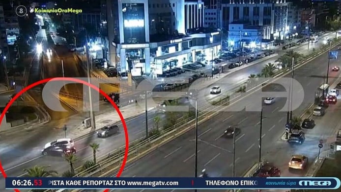 Σοκάρει το βίντεο με την καραμπόλα τριών αυτοκινήτων στη Συγγρού