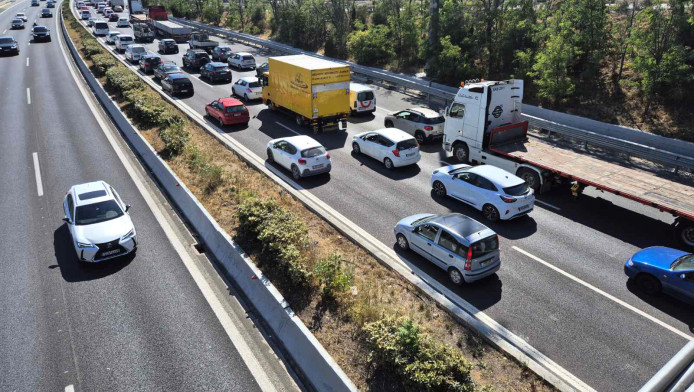 Αφόρητη κίνηση; Σε λίγο θα μας πούνε ότι φταίει η Κοβέσι…