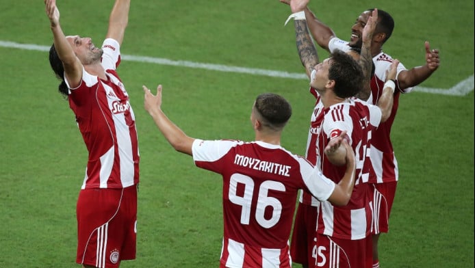Διπλό χτύπημα μετά από Μανέ ο Ολυμπιακός - Τότε στην Αθήνα ο Αφρικανός