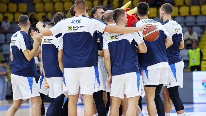 Υγιεινός περίπατος για τη Σερβία - Στο… τσακ έχασε την 100άρα (Highlights)