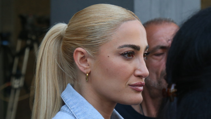 Ξέσπασμα Τούνη: Έχω 4 δουλειές και δουλεύω κάθε μέρα-Τι δεν καταλαβαίνεις;