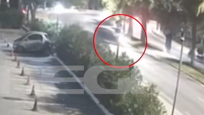 Το σοκαριστικό τροχαίο στην Ποσειδώνος που σκότωσε την 50χρονη (BINTEO)