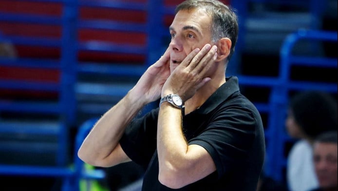 Η “τσαντίλα” Βεζένκοφ και Μπαρτζώκα και οι αποβολές (ΒΙΝΤΕΟ)