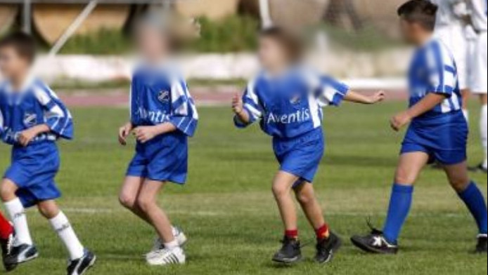Ποιος εκπαιδεύει τους (κάφρους και βάρβαρους) γονείς;