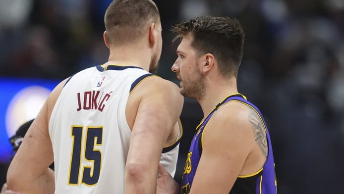 Σούπερ Γιόκιτς με triple-double... 56 πόντων!